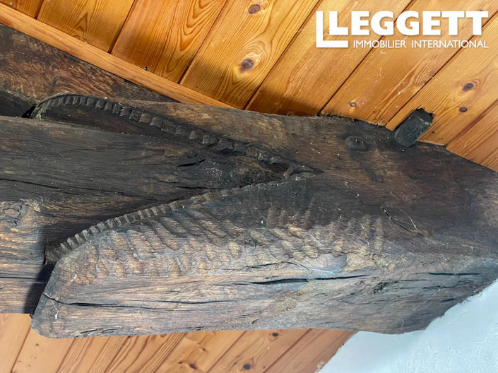 Image No.8-2 Bed House for sale