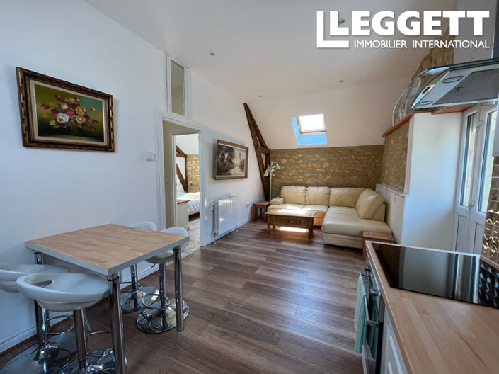Image No.8-5 Bed House for sale