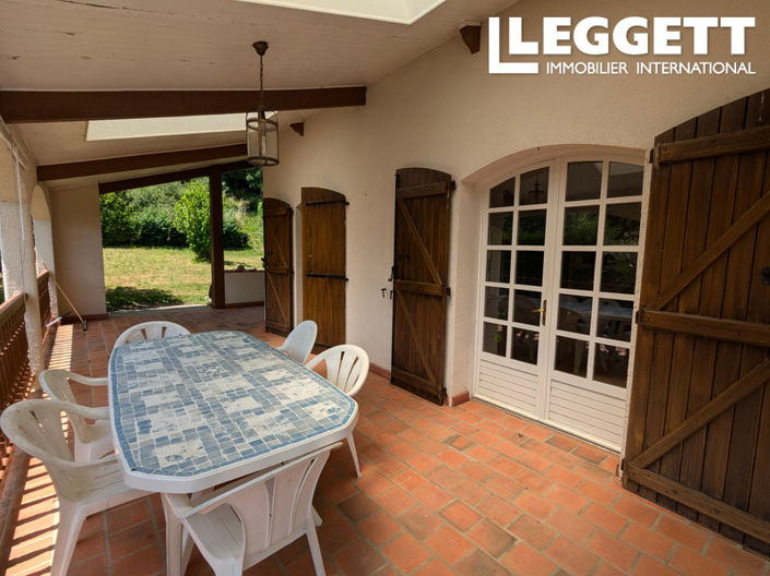 Image No.3-5 Bed House for sale