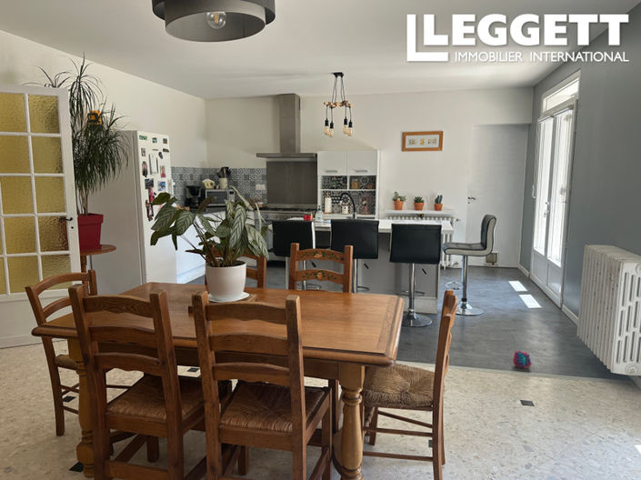 Image No.3-4 Bed House for sale