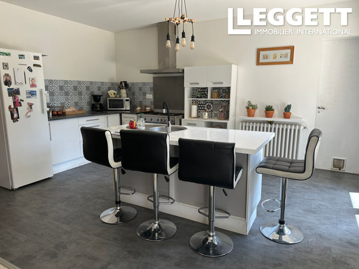 Image No.4-4 Bed House for sale