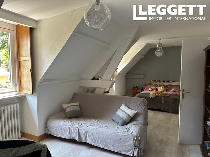 Image No.6-4 Bed House for sale