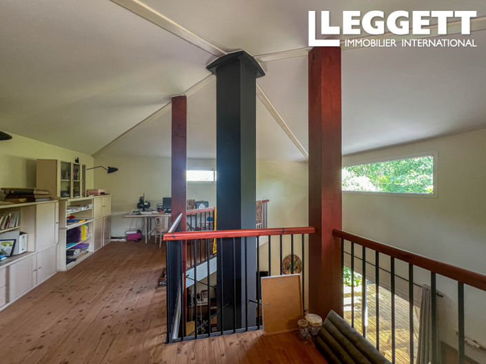 Image No.10-5 Bed House for sale