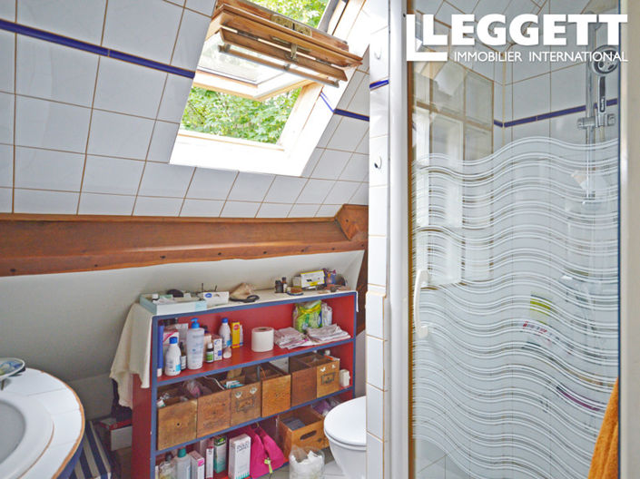 Image No.9-3 Bed House for sale