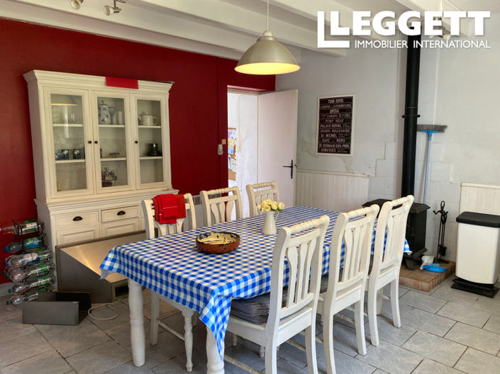 Image No.6-4 Bed House for sale