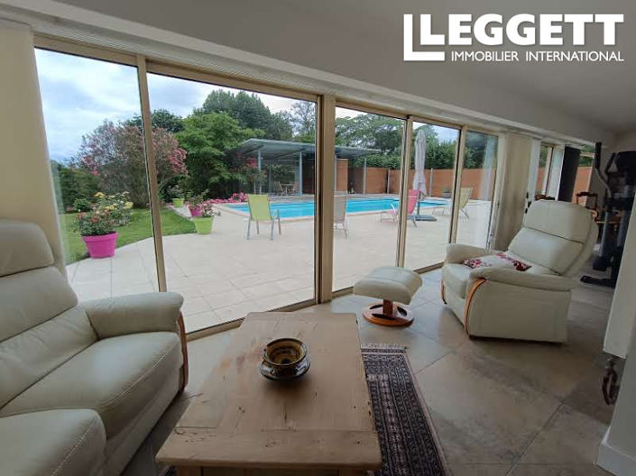 Image No.2-5 Bed House for sale