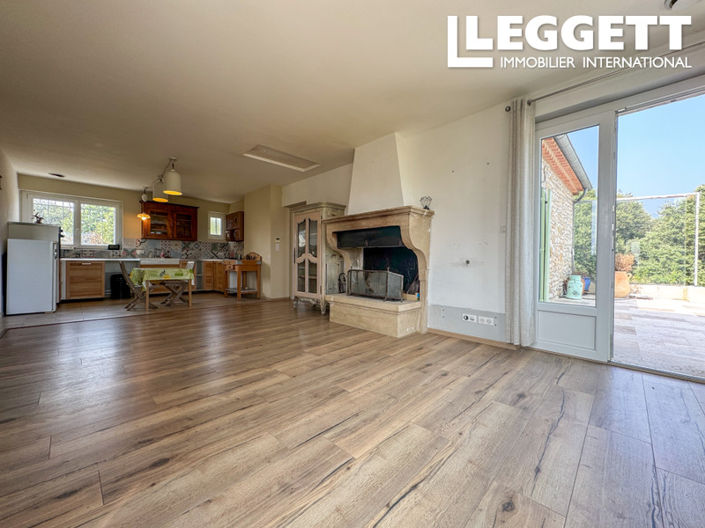 Image No.4-Maison de 5 chambres à vendre à Saint-Pantaléon-les-Vignes