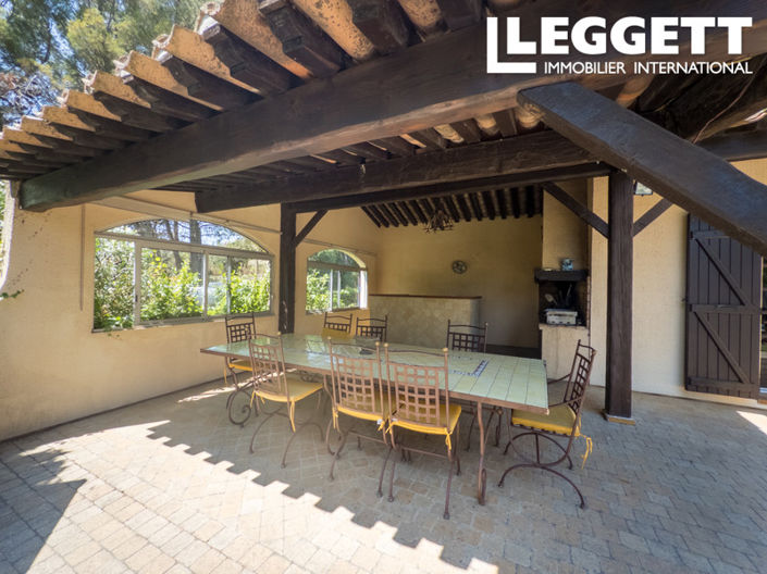 Image No.3-5 Bed House for sale