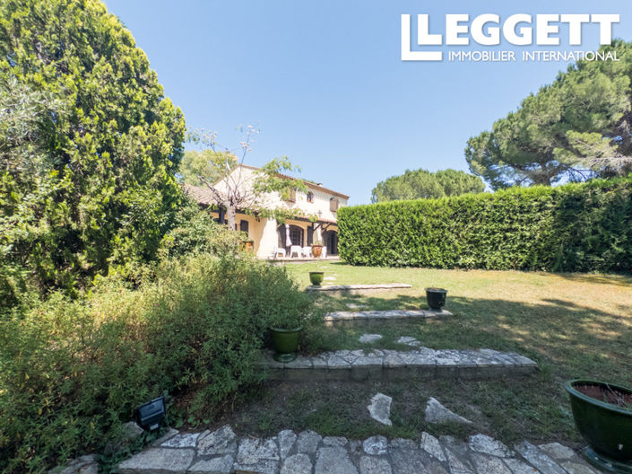 Image No.6-5 Bed House for sale