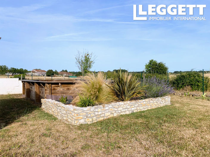 Image No.9-5 Bed House for sale