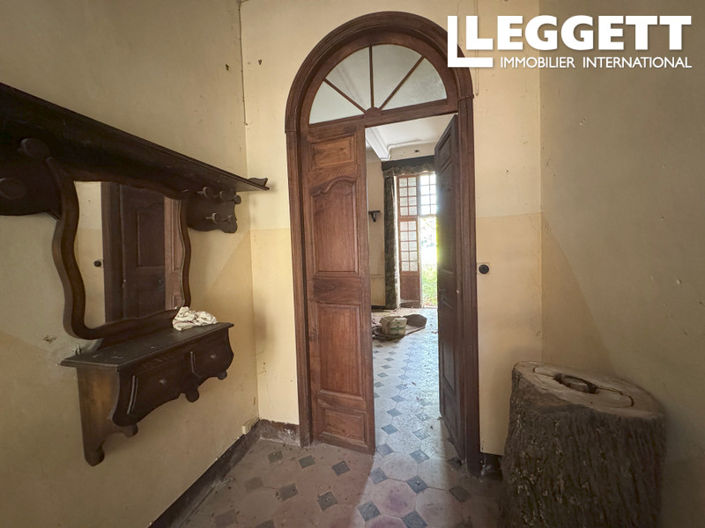 Image No.4-20 Bed House for sale