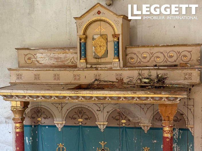 Image No.6-20 Bed House for sale