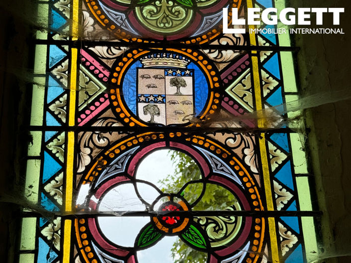 Image No.7-20 Bed House for sale