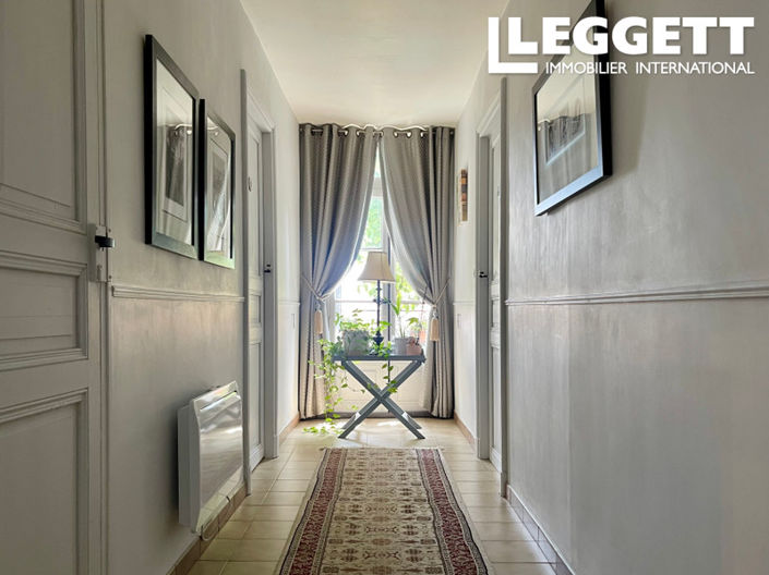 Image No.10-4 Bed House for sale