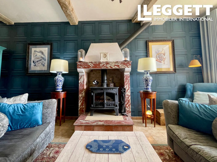 Image No.2-4 Bed House for sale