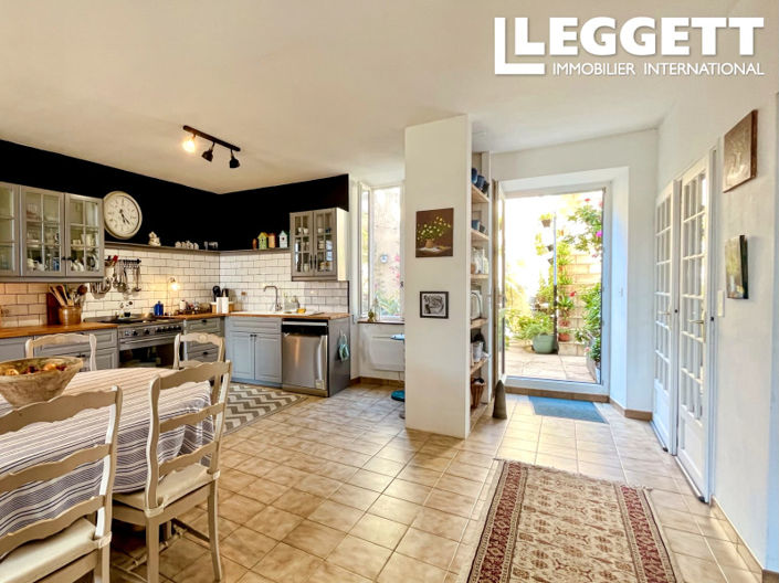 Image No.3-4 Bed House for sale