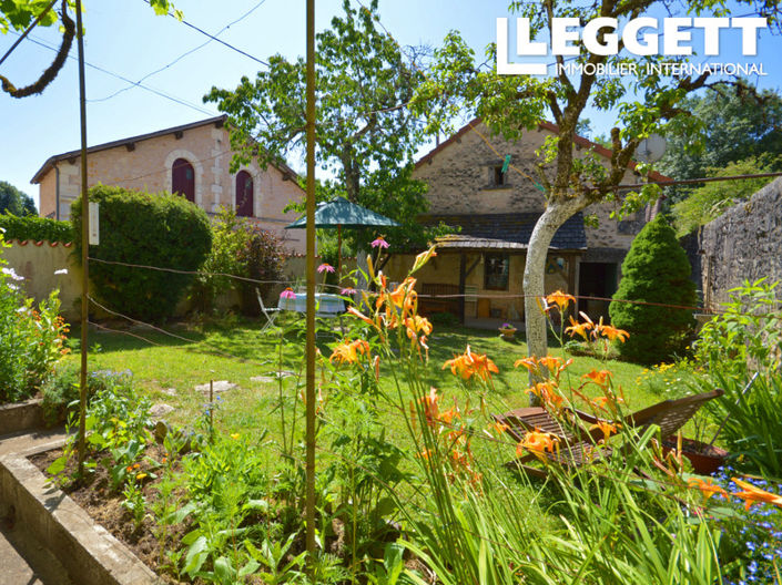 Image No.2-Maison de 4 chambres à vendre à Dordogne
