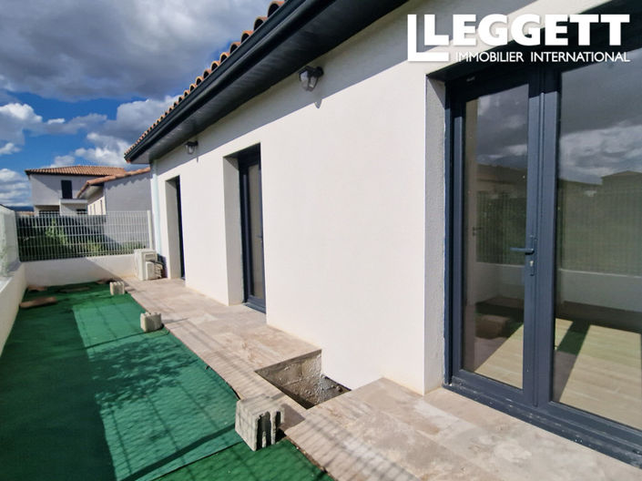 Image No.1-3 Bed House for sale