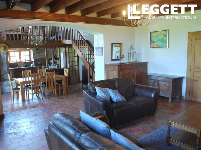 Image No.9-3 Bed House for sale