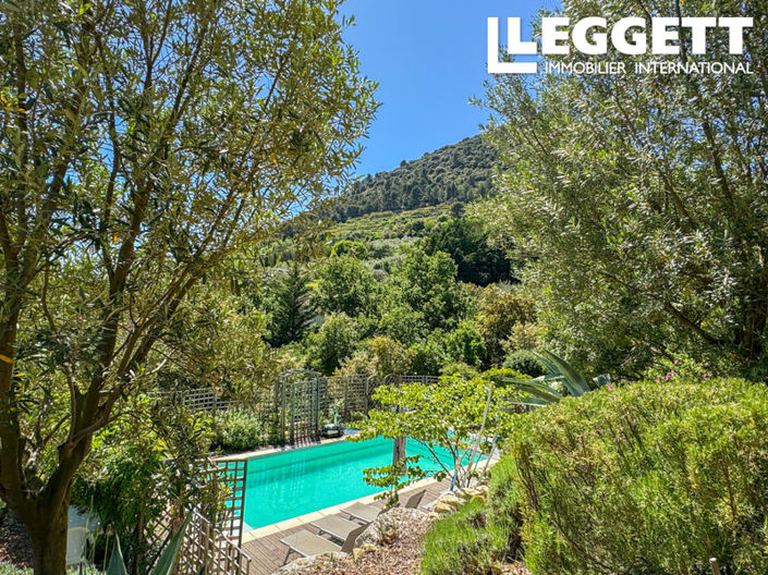 Image No.5-9 Bed House for sale