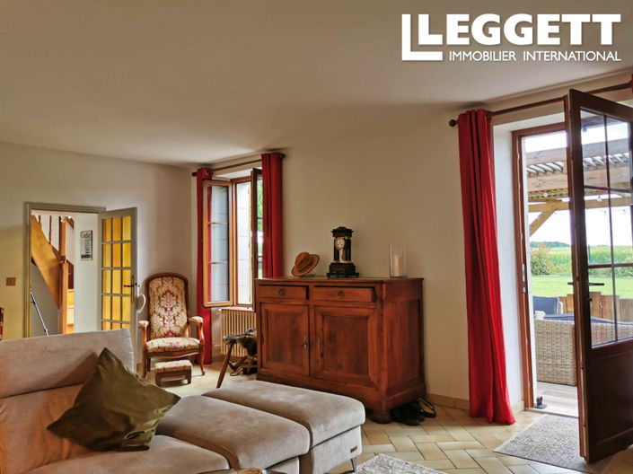 Image No.6-3 Bed House for sale