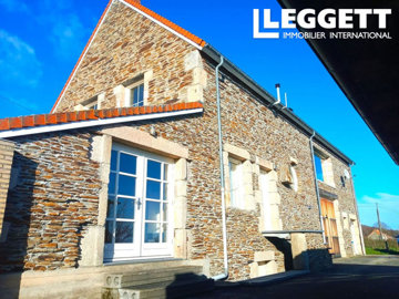 1 - Lalizolle, Maison