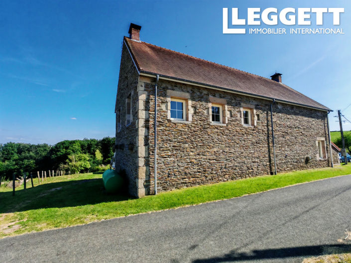 Image No.10-3 Bed House for sale