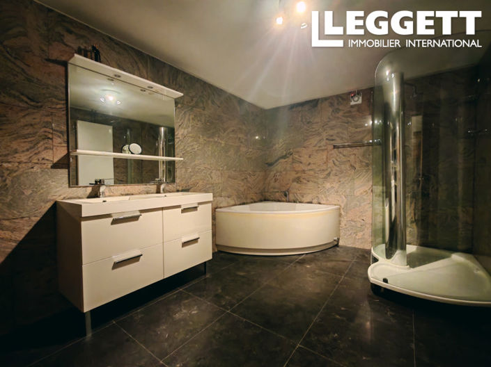 Image No.5-3 Bed House for sale