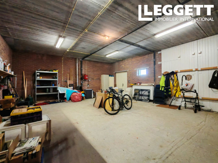 Image No.8-3 Bed House for sale