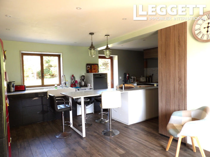 Image No.5-Maison de 5 chambres à vendre à La Ferté-Macé