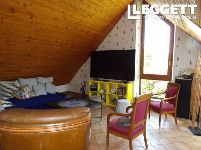 Image No.5-5 Bed House for sale