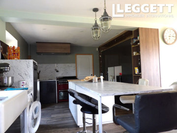 ahr0chm6ly9jzg4uagvzdglhlmltbw8vaw1hz2uvvevom