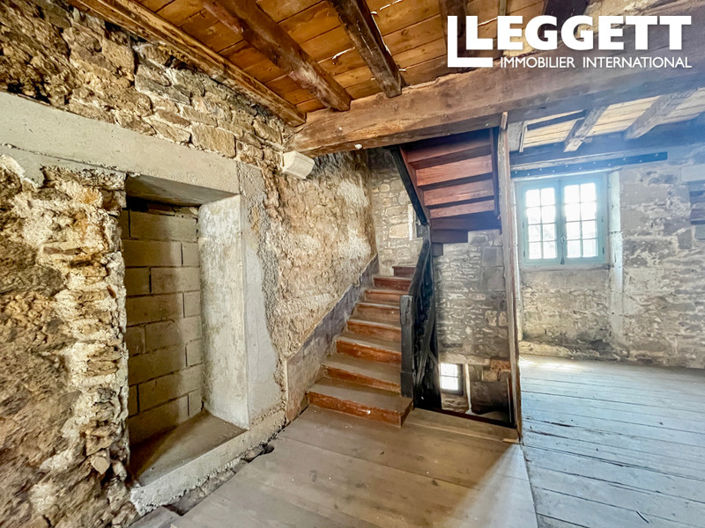 Image No.5-House for sale