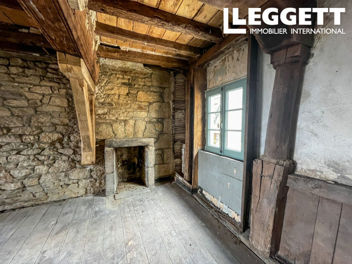 Image No.8-House for sale