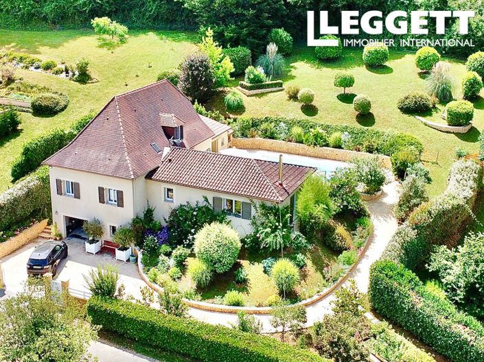 Image No.1-4 Bed House for sale