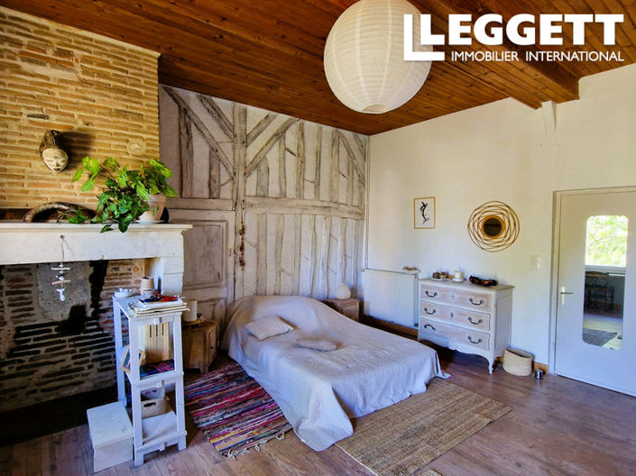 Image No.2-Maison de 2 chambres à vendre à Eygurande-et-Gardedeuil