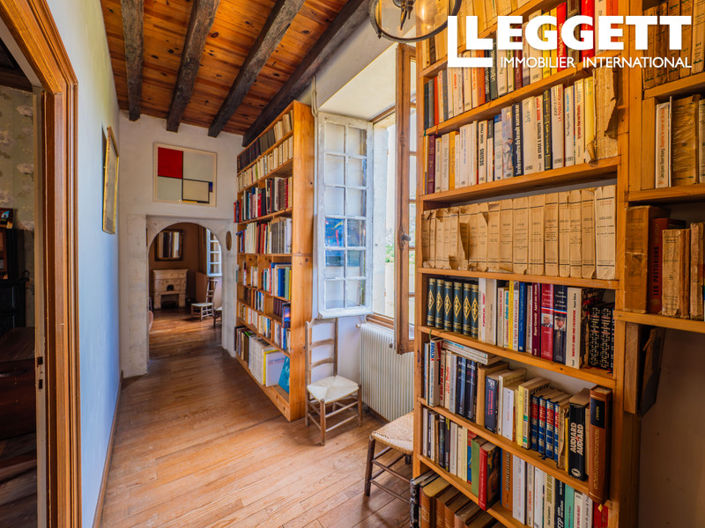 Image No.9-4 Bed House for sale