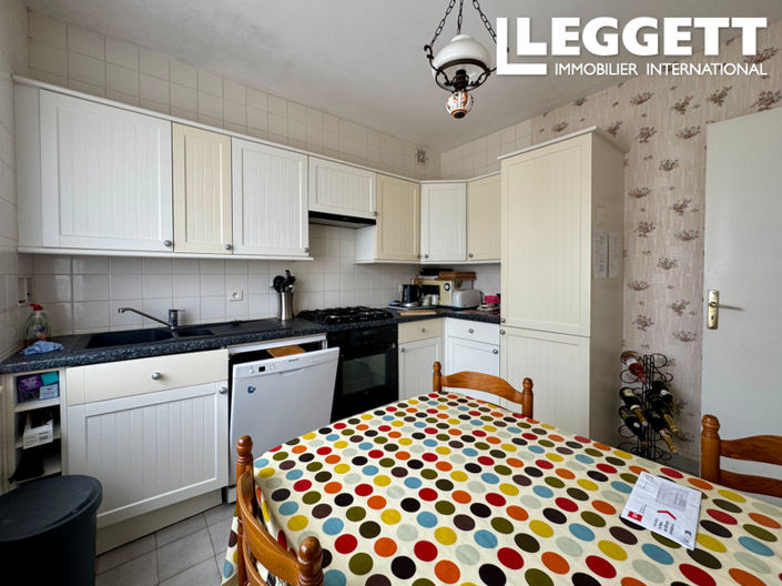 Image No.3-5 Bed House for sale