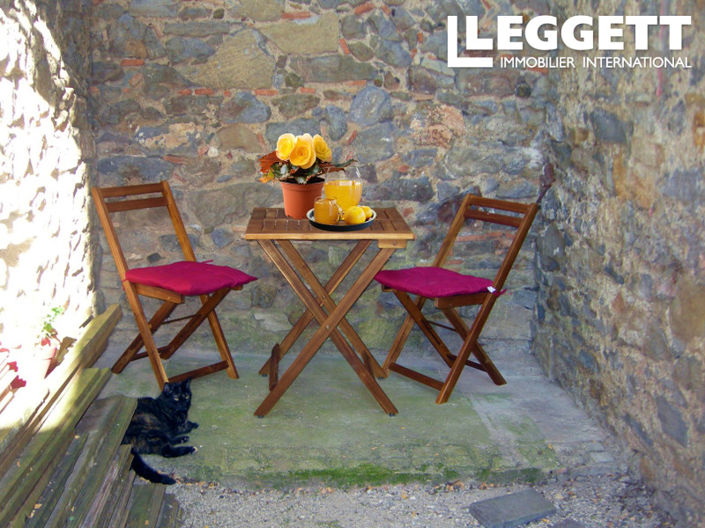 Image No.10-2 Bed House for sale