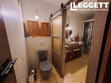 ahr0chm6ly9jzg4uagvzdglhlmltbw8vaw1hz2uvvevom