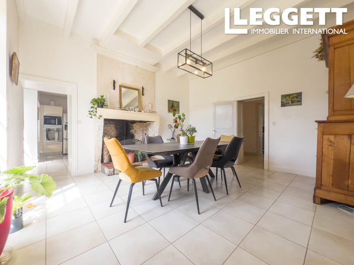 Image No.10-4 Bed House for sale