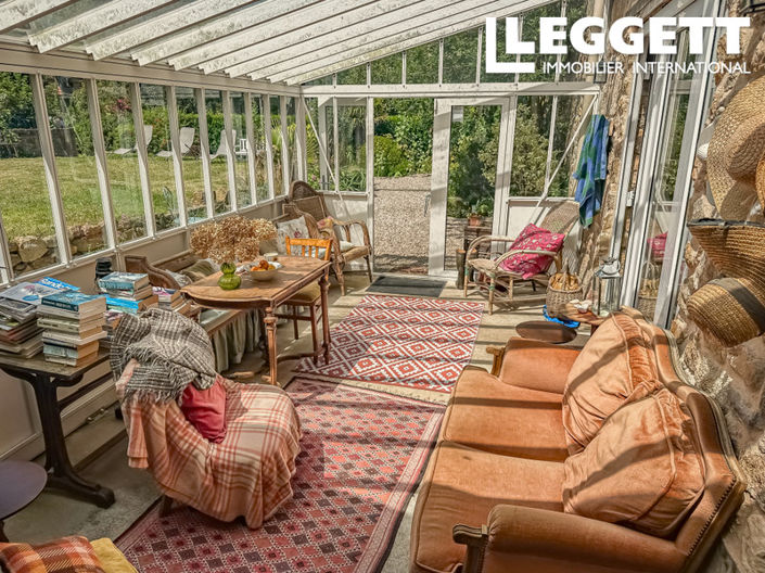 Image No.2-6 Bed House for sale