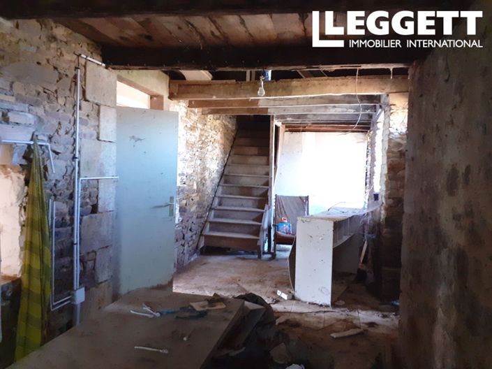 Image No.8-4 Bed House for sale