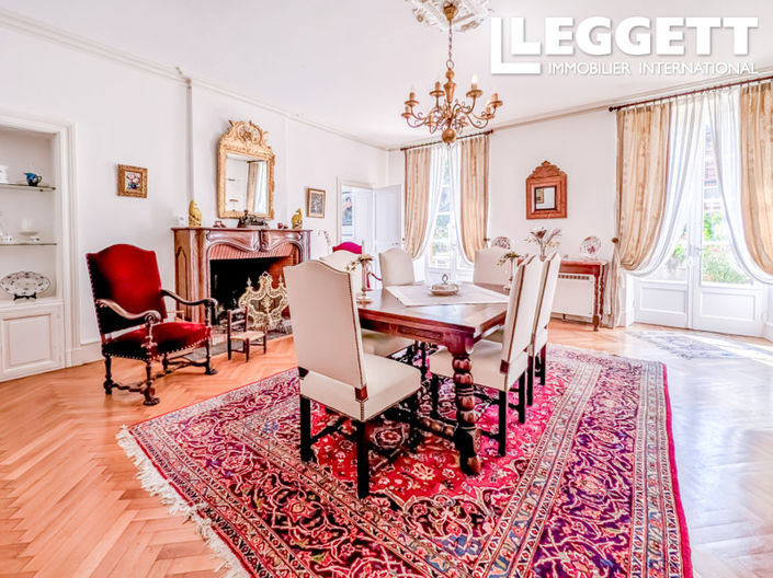 Image No.10-7 Bed Chateaux for sale