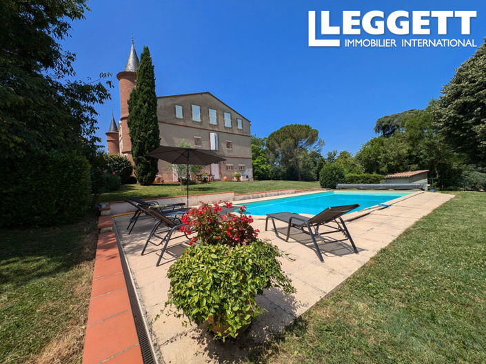 Image No.4-7 Bed Chateaux for sale