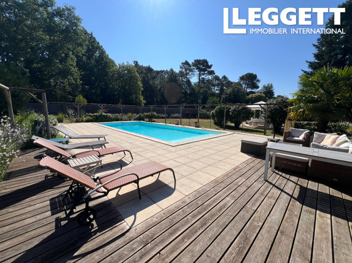 Image No.2-4 Bed House for sale