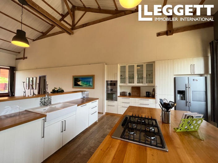 Image No.3-4 Bed House for sale