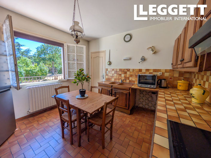 Image No.4-5 Bed House for sale