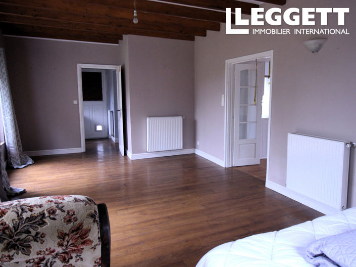 Image No.7-4 Bed House for sale