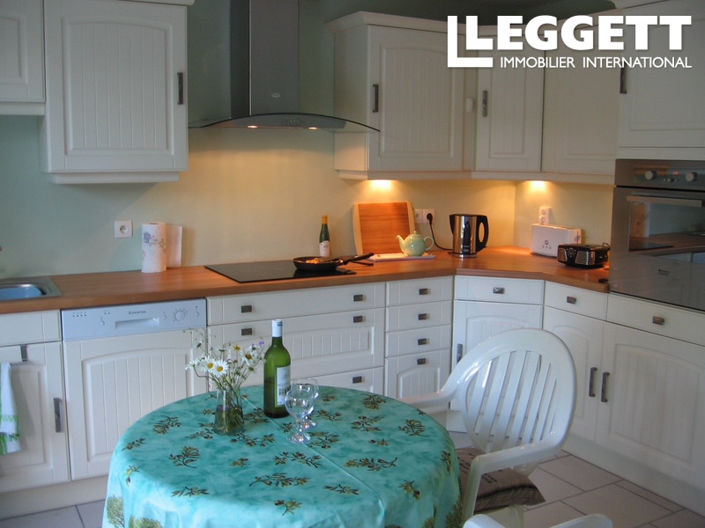 Image No.4-Maison de 4 chambres à vendre à Saint-Dizier-Masbaraud